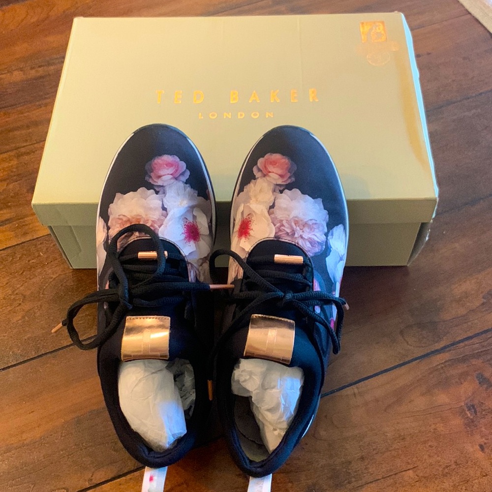 Ted Baker Chelsea Print Fashion Trainer